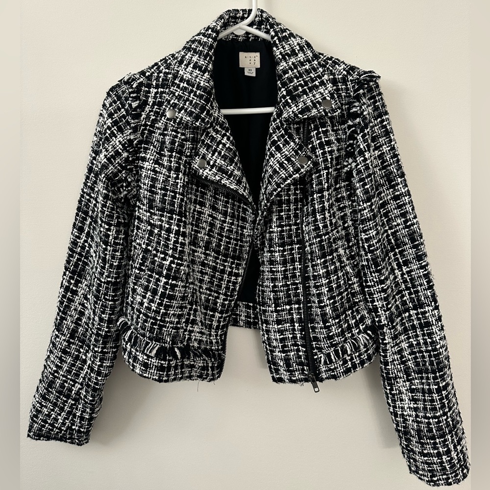 A New Day crop plaid tweed jacket in size XS, like new